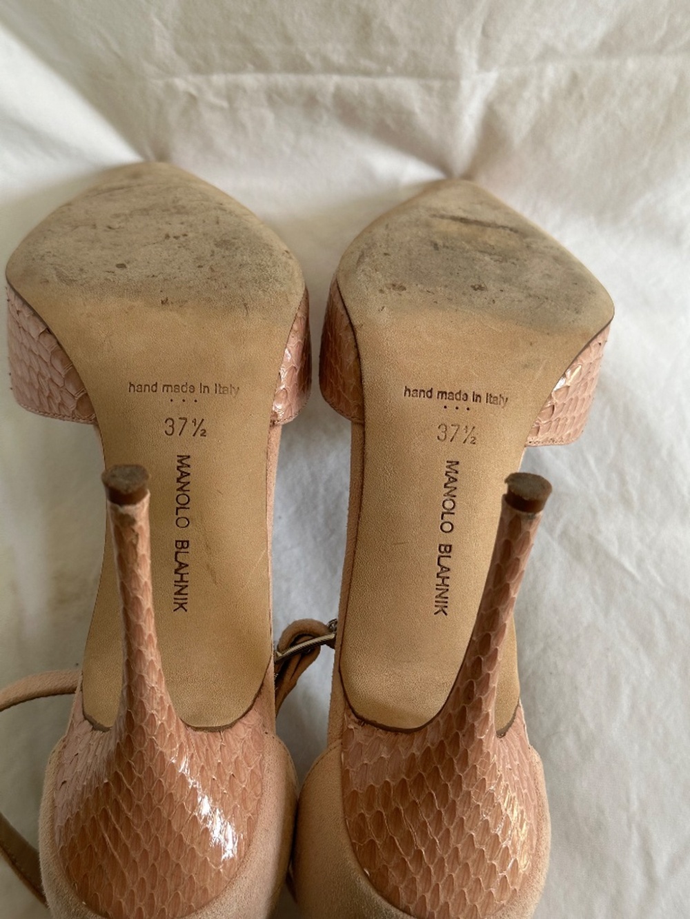 Manolo Blahnik pink suede & snakeskin pumps - Picture 5 of 7